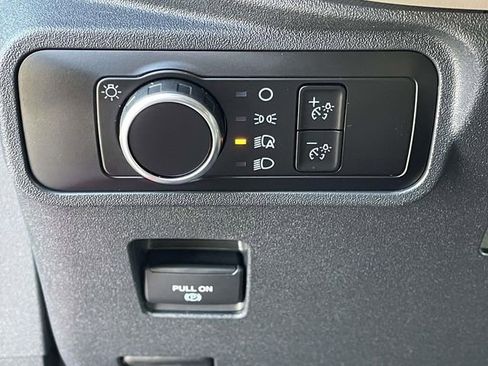 Certified 2024 Ford Bronco Wildtrak AWD/4WD image 12