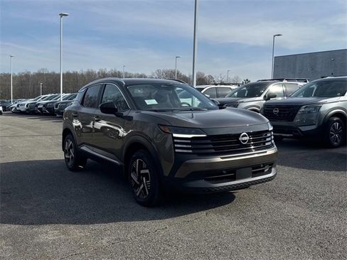 New 2026 Nissan Kicks SV w/ SV Premium Package image 4