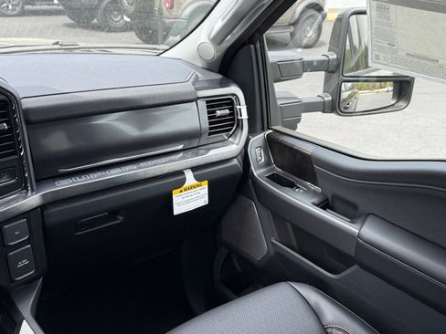 New 2025 Ford F350 Lariat w/ Lariat Ultimate Package image 12