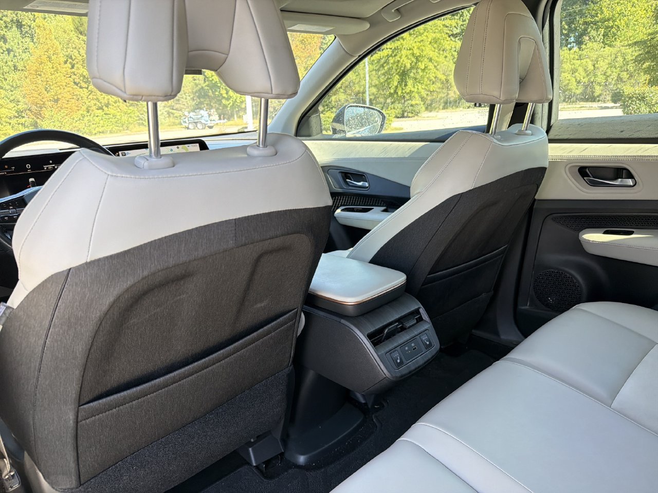 Certified 2023 Nissan Ariya FWD image 20