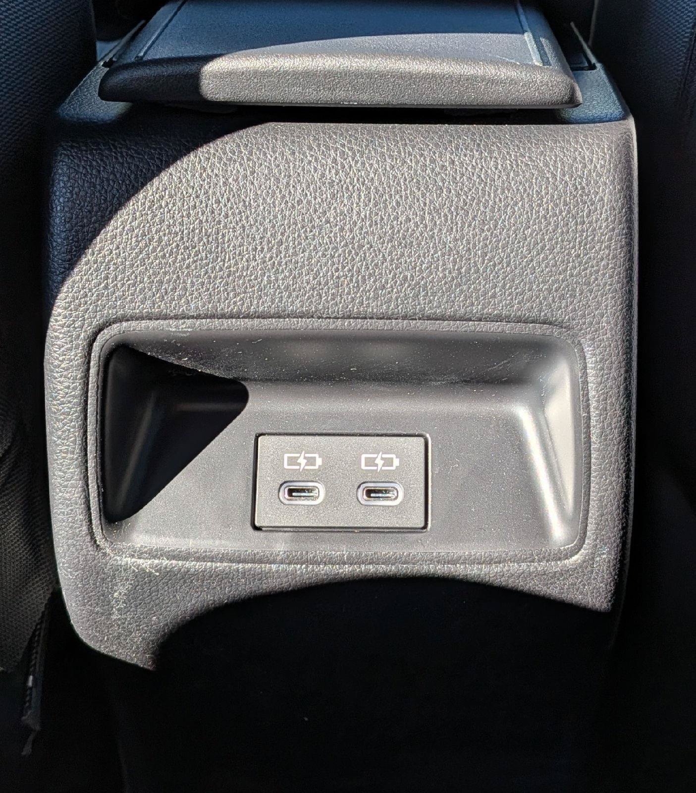Used 2025 Toyota Corolla SE FWD image 20
