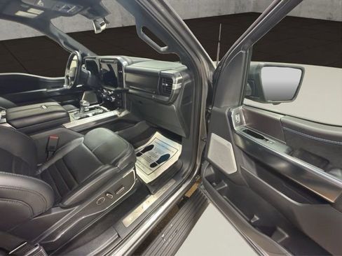 Used 2025 Ford F150 Platinum w/ Equipment Group 702A High AWD/4WD image 19