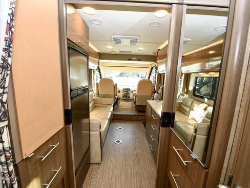 Used 2017 Ford E-450 and Econoline 450 Super Duty w/ A/C Prep Package image 3