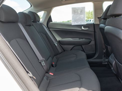 Used 2016 Kia Optima LX FWD image 20