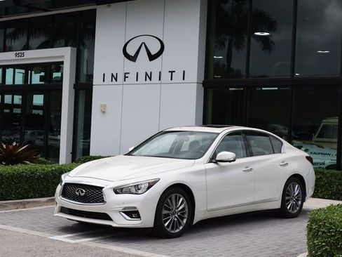 Certified 2023 INFINITI Q50 Luxe w/ Cargo Package AWD/4WD image 1