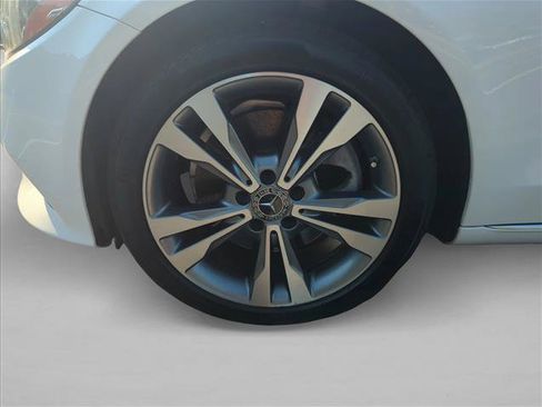 Used 2020 Mercedes-Benz C 300 Sedan image 16