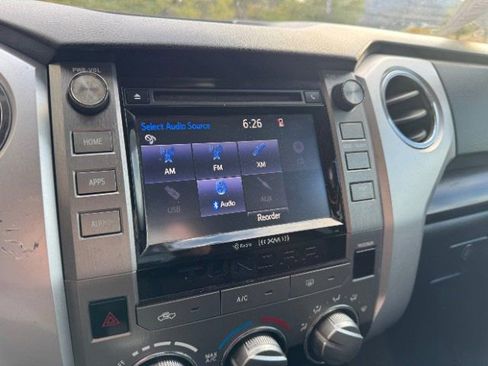 Used 2015 Toyota Tundra SR5 w/ SR5 Upgrade Package image 30