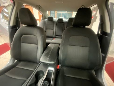 Used 2025 Nissan Altima 2.5 SV image 19