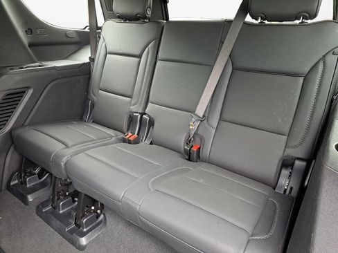 Used 2025 GMC Yukon Denali AWD/4WD image 11