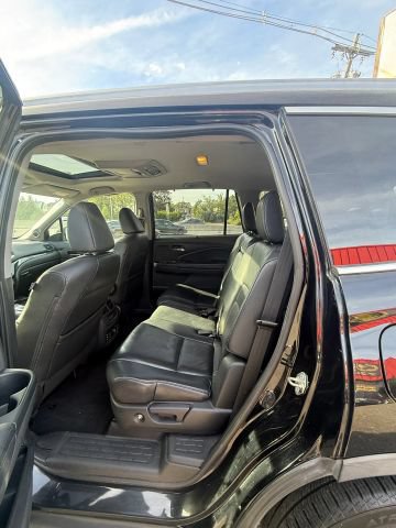 Used 2017 Honda Pilot Touring image 17