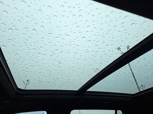 Used 2023 GMC Yukon Denali Ultimate image 29