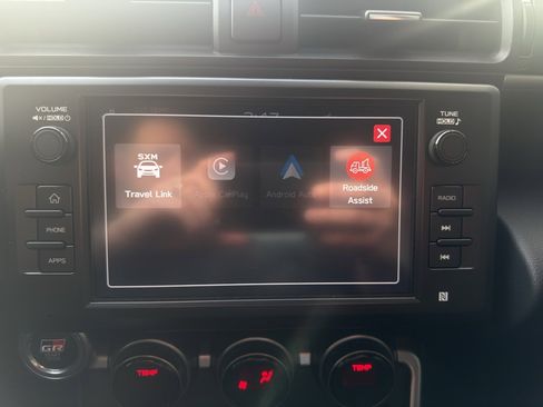 Used 2025 Toyota GR86 Premium w/ ALL Weather Mat Package (TMS) image 13