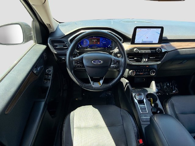 Used 2020 Ford Escape Titanium AWD/4WD image 23