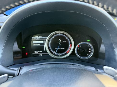 Used 2018 Lexus GS 350 F Sport w/ Preferred Accessory Package AWD/4WD image 17