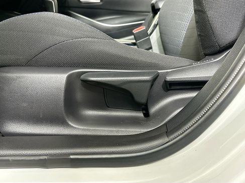 Used 2021 Toyota Corolla SE image 22