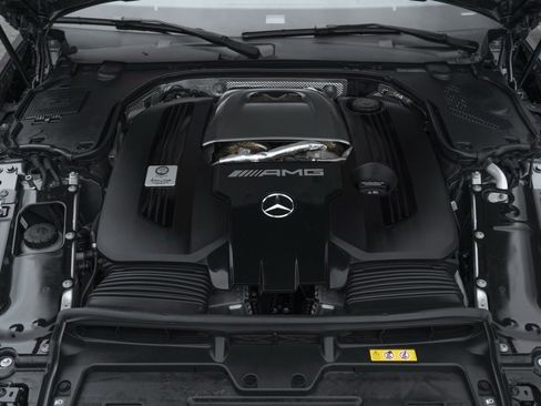 Used 2022 Mercedes-Benz SL 63 AMG SL 63 AMGﾮ w/ Driver Assistance Package image 52