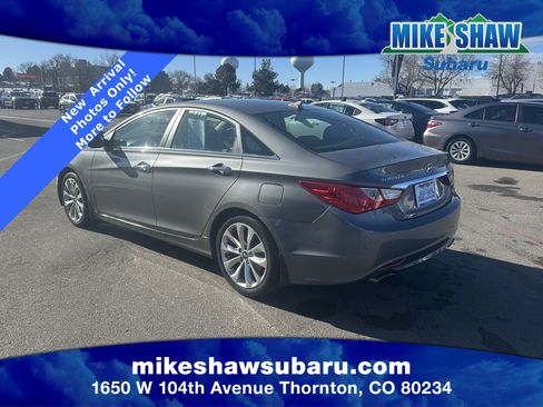 Used 2013 Hyundai Sonata SE w/ Navigation & Sunroof Pkg image 9
