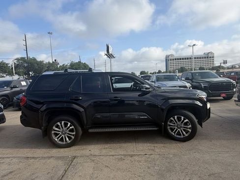 Used 2025 Toyota 4Runner Limited image 3