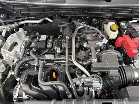 New 2026 Nissan Kicks SR w/ SR Premium Package image 11