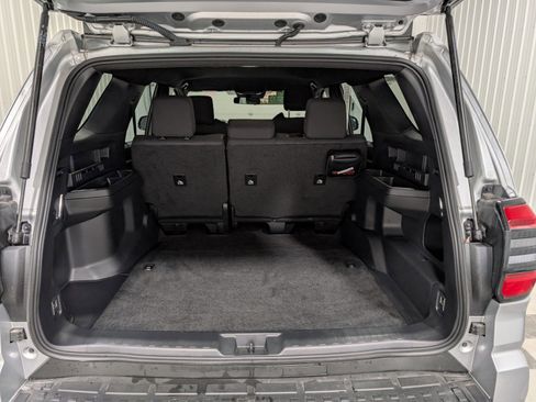 Used 2025 Toyota 4Runner SR5 image 23