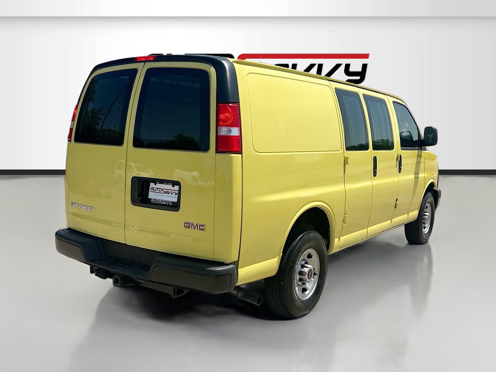 Used 2025 GMC Savana 2500 w/ Enhanced Convenience Package RWD image 7