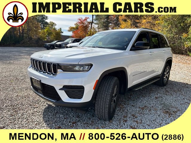 New 2027 Jeep Grand Cherokee Laredo X AWD/4WD image 5