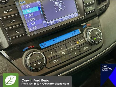 Used 2018 Toyota RAV4 XLE AWD/4WD image 18