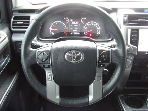 Used 2022 Toyota 4Runner SR5 Premium w/ TRD Black Wheel Package (TMS) AWD/4WD image 26