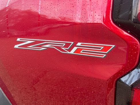 Used 2023 Chevrolet Colorado ZR2 w/ ZR2 Convenience Package III AWD/4WD image 18