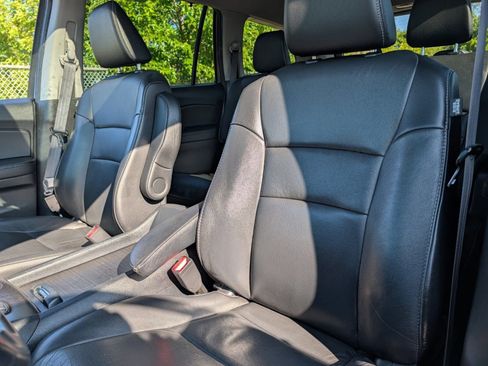 Used 2022 Honda Pilot Special Edition image 18