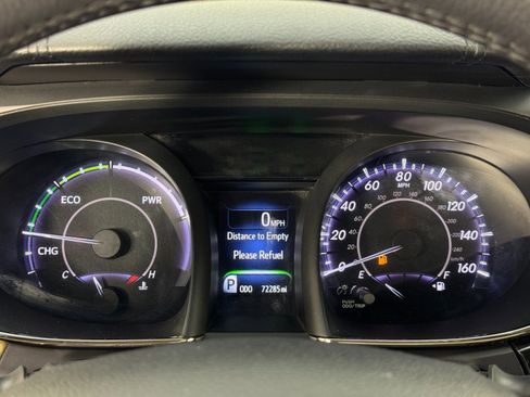 Used 2018 Toyota Avalon XLE Premium image 19