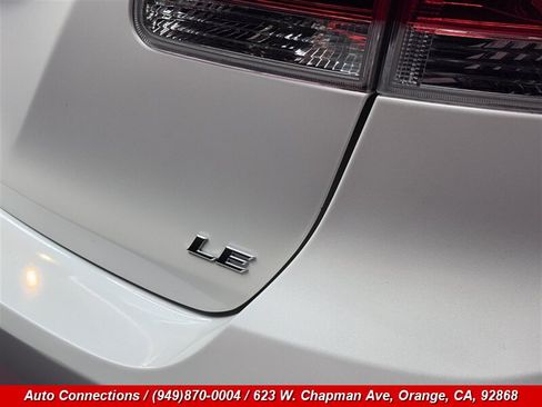 Used 2015 Toyota Venza LE FWD image 24