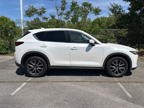 Used 2018 MAZDA CX-5 Grand Touring image 2