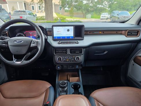 Used 2022 Ford Maverick Lariat w/ Lariat Luxury Package FWD image 16