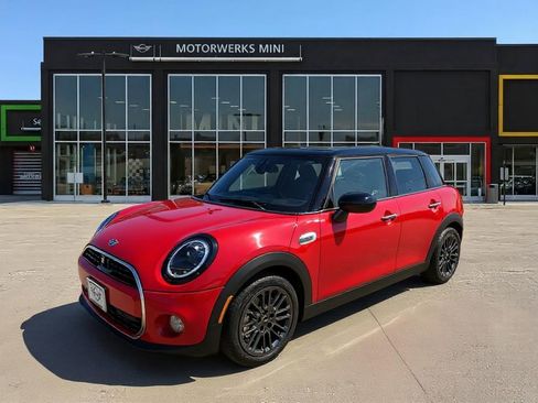 New 2026 MINI Cooper 4-Door Hardtop image 1