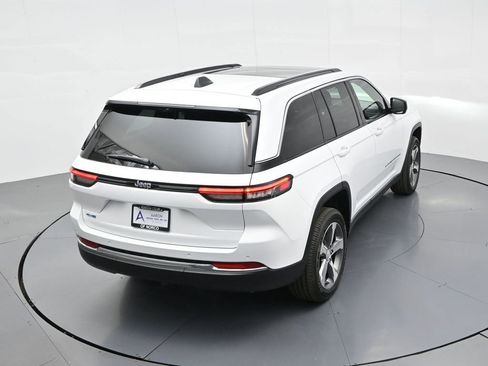 New 2025 Jeep Grand Cherokee Limited 4xe w/ Luxury Tech Group II AWD/4WD image 46