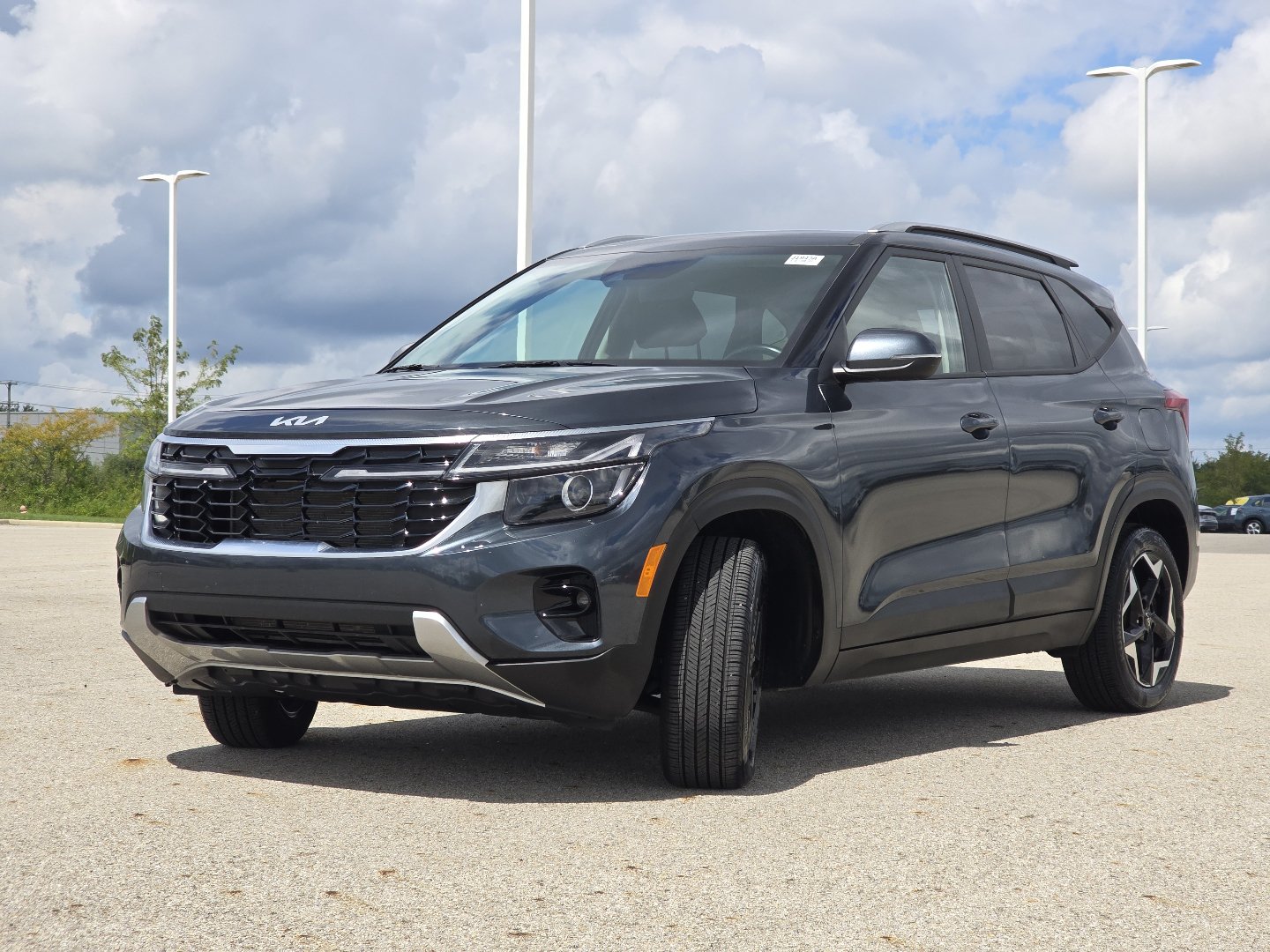 Used 2025 Kia Seltos S AWD/4WD image 16