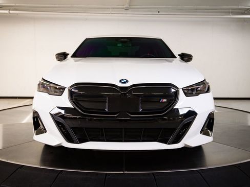 Used 2024 BMW i5 M60 w/ Premium Package AWD/4WD image 10