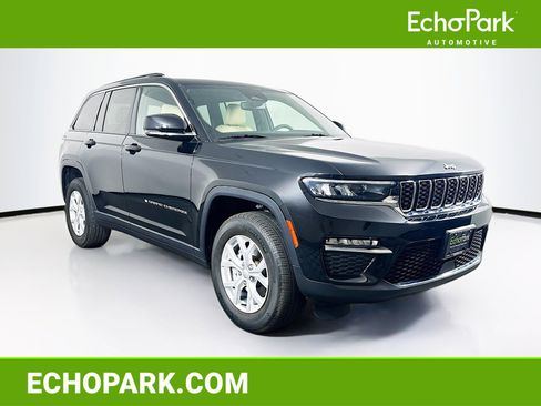 Used 2023 Jeep Grand Cherokee Limited AWD/4WD image 1