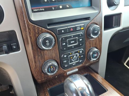 Used 2014 Ford F150 Lariat w/ Lariat Chrome Package AWD/4WD image 23