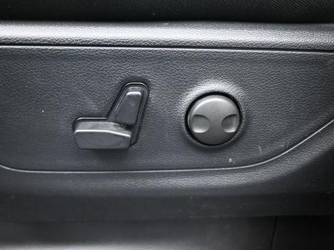 New 2026 RAM 1500 2WD Crew Cab image 31