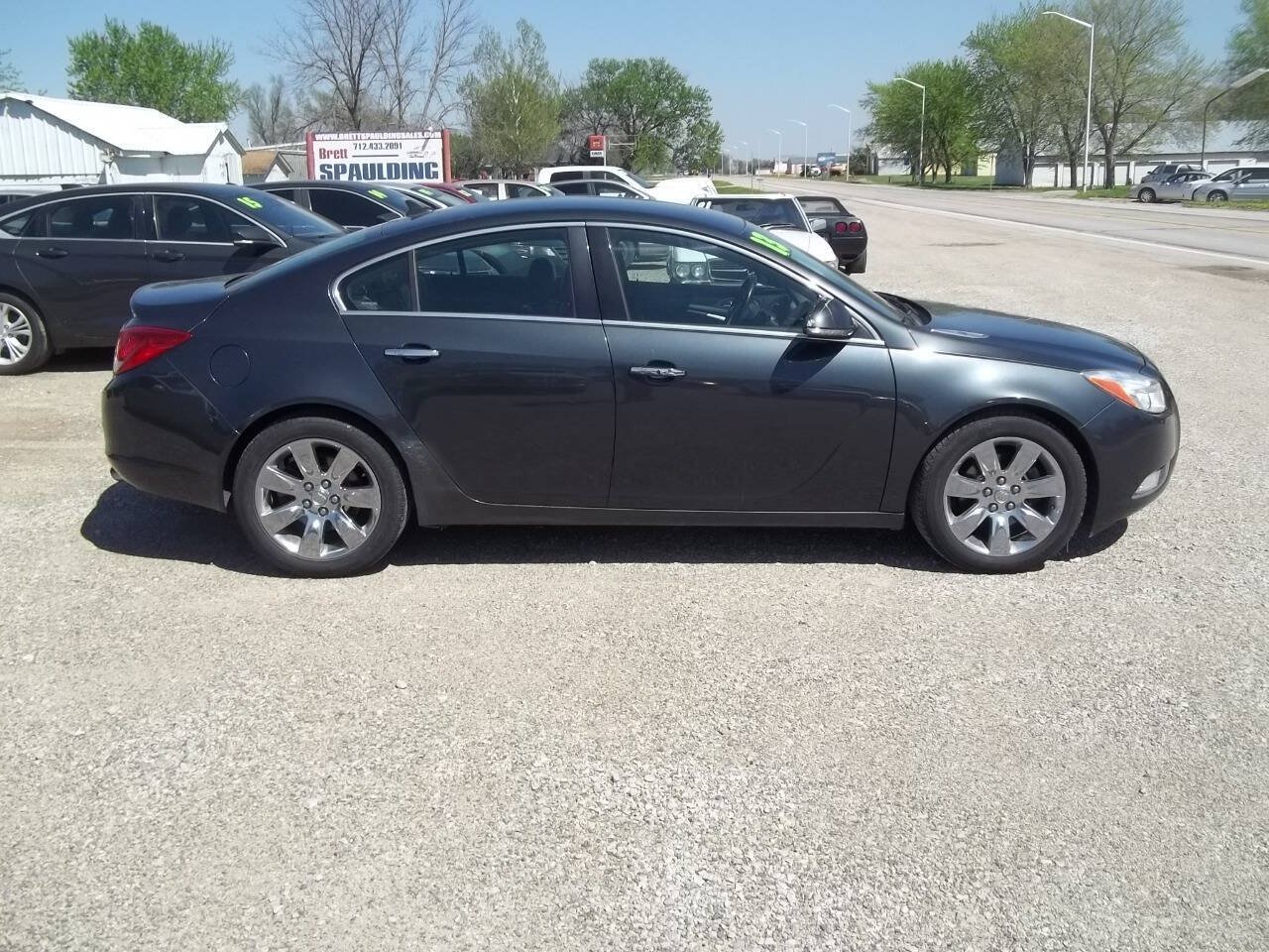 Used 2013 Buick Regal Premium FWD image 1