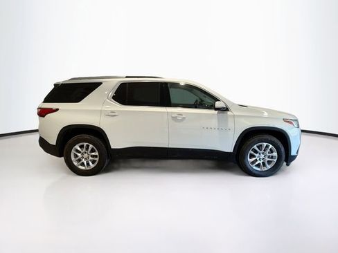Certified 2018 Chevrolet Traverse LT image 8