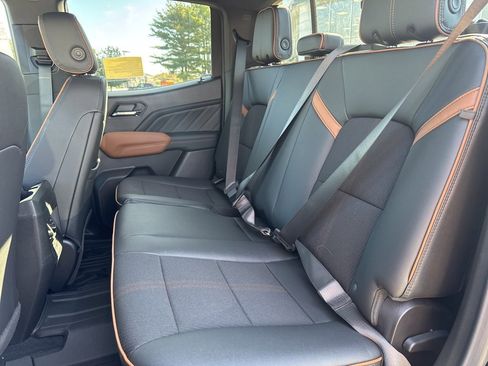 New 2026 GMC Canyon AT4 image 25