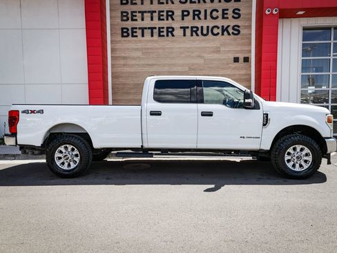 Used 2022 Ford F350 XLT AWD/4WD image 2