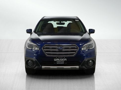 Used 2017 Subaru Outback 3.6R Touring image 8