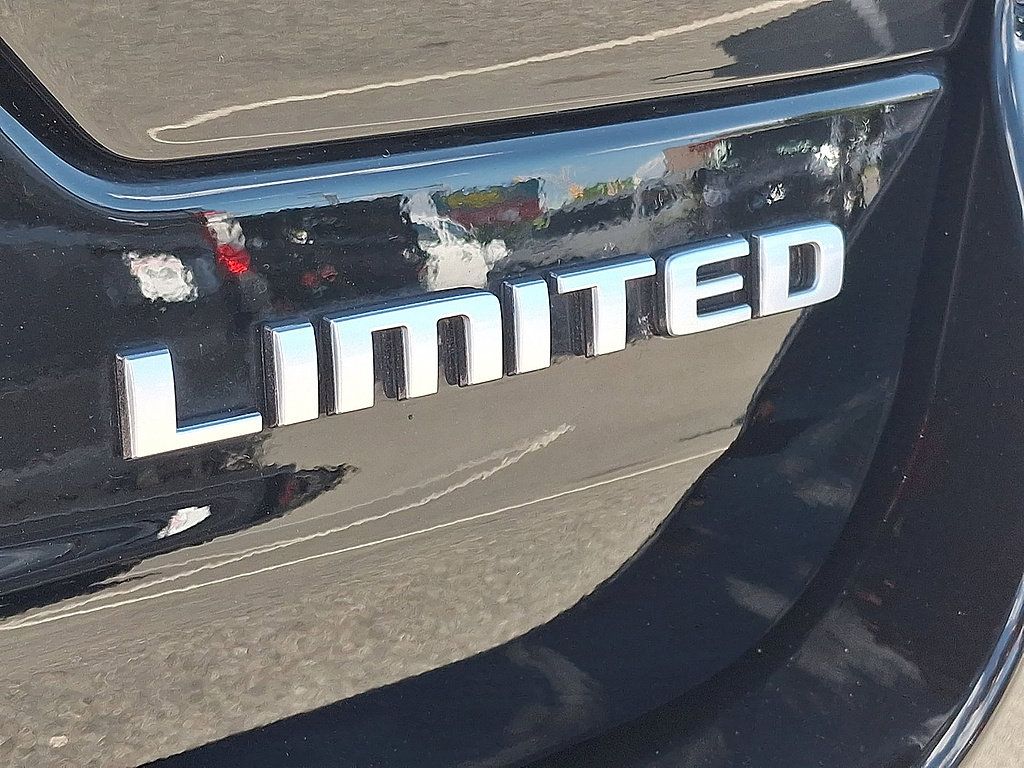 Used 2026 Jeep Grand Cherokee Limited AWD/4WD image 30