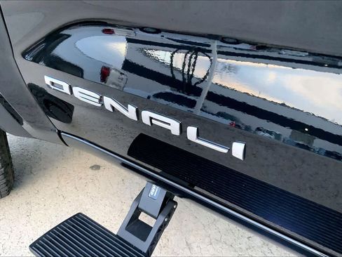 Used 2026 GMC Canyon Denali image 55