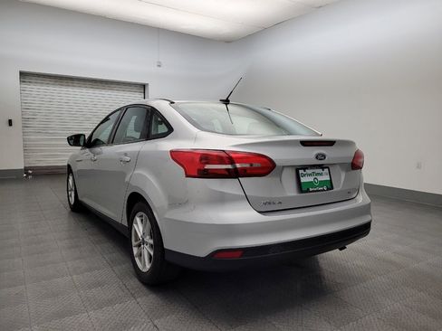 Used 2018 Ford Focus SE image 5