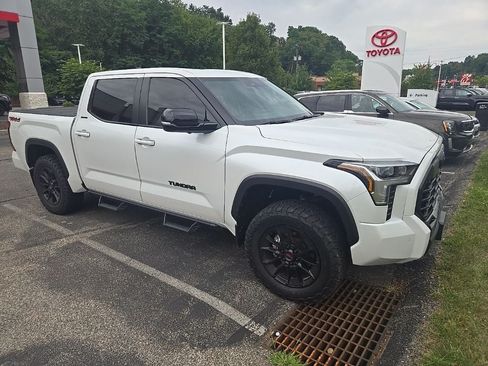 Used 2024 Toyota Tundra Limited w/ TRD Off-Road Package AWD/4WD image 14